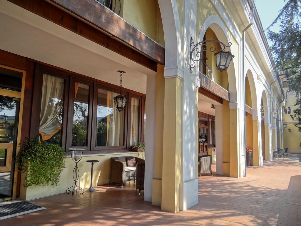 El Rustego Hotel Rubano Bagian luar foto