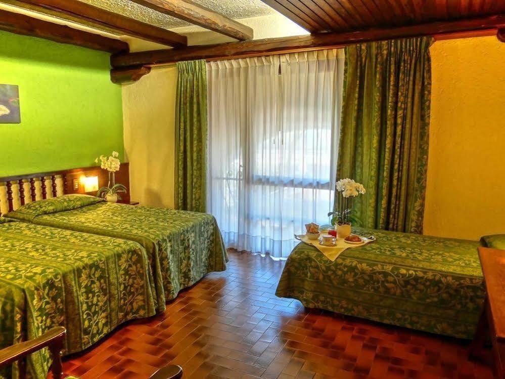 El Rustego Hotel Rubano Bagian luar foto